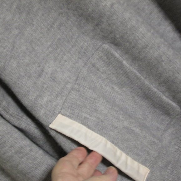 Made With ♥️ 1/4 zip pullover sweater - Picture 7 of 9